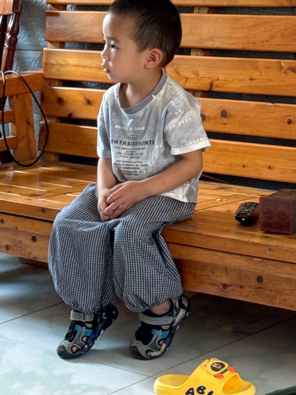 Quiet downtime in Guandu, China