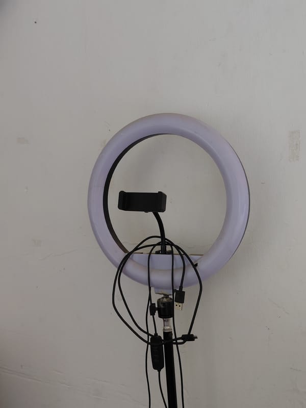 Anonymous individual documents domestic life in Santa Ana, Venezuela