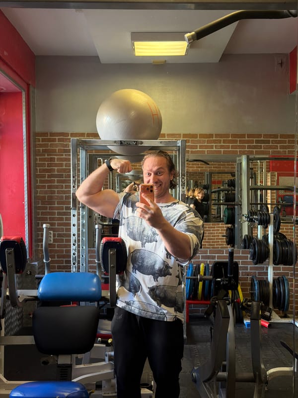 Morning workout session documented at Saint Petersburg gym