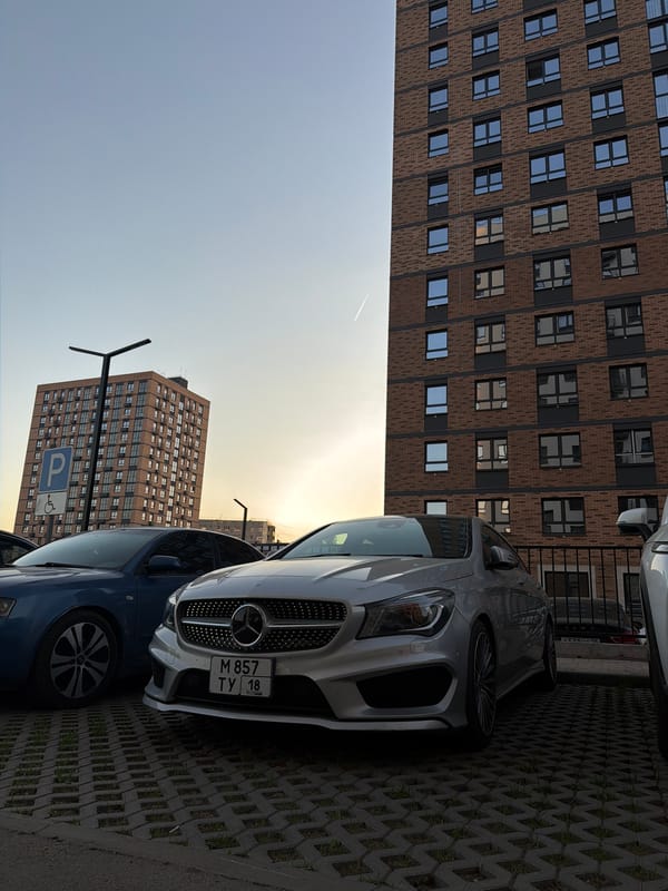 Evening street life documented across Izhevsk residential areas