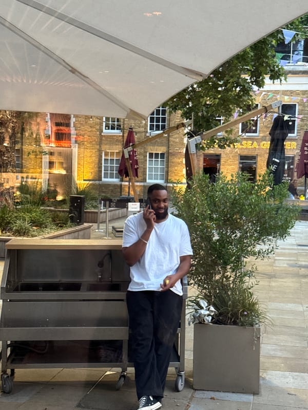 Man spotted standing on London street during evening hours