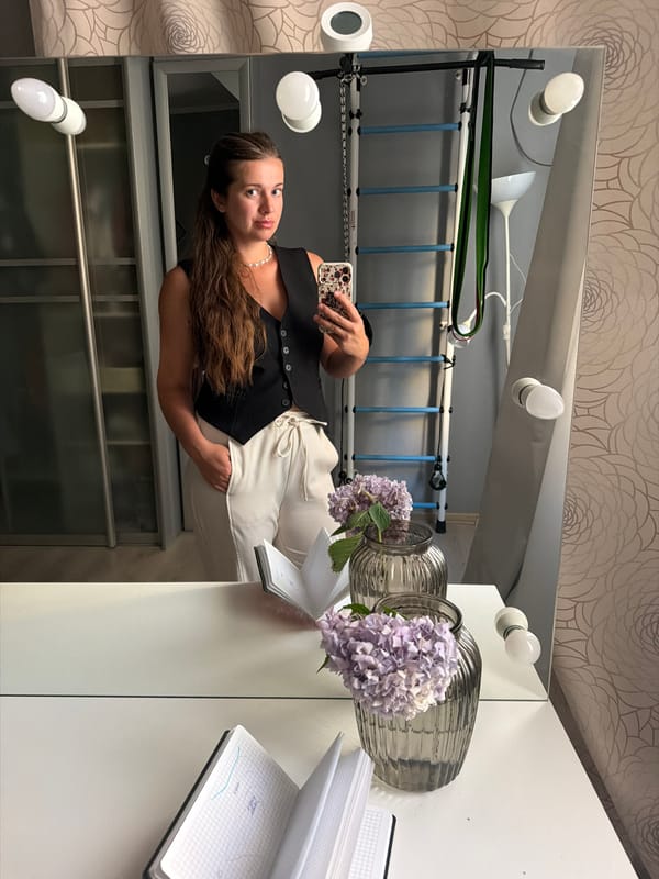 Mirror selfies and downtime in a Sochi interior