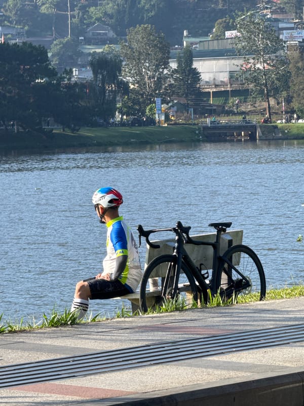 Evening recreation scenes captured across Da Lat, Vietnam