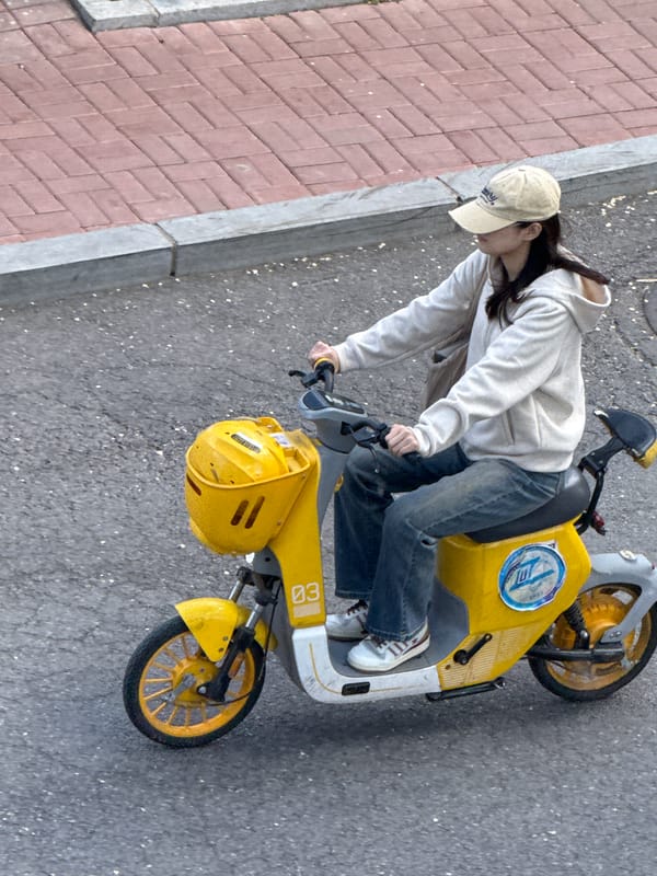 Electric scooter activity observed in Zhongtun, China morning hours