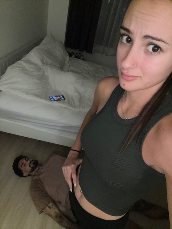 Bangkok residence scenes and Thai meal documented by witnesses