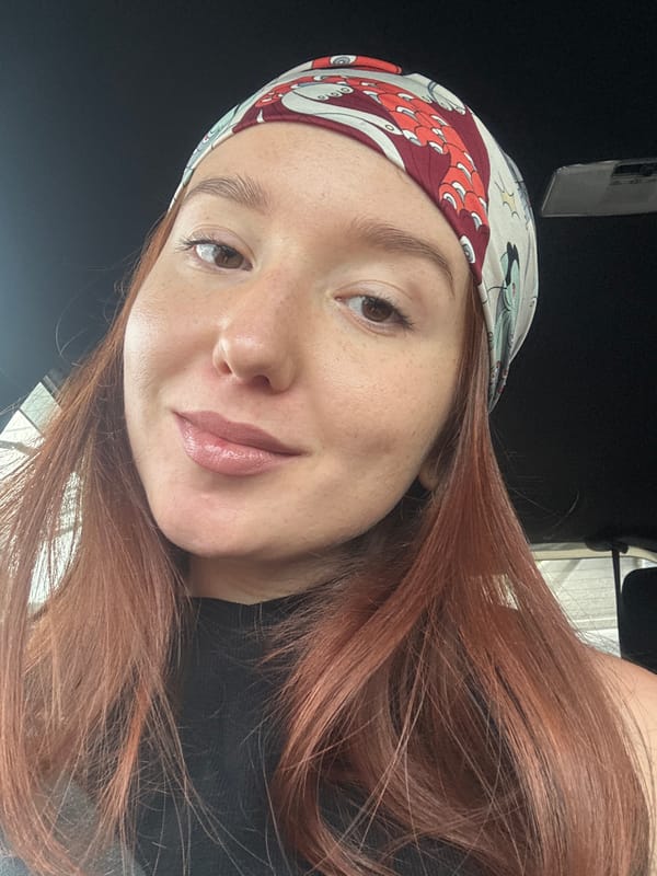 Woman and meal documented in Choeng Thale, Thailand