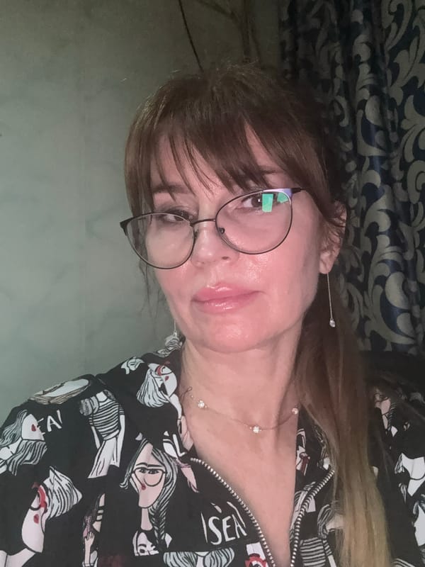 Woman in patterned jacket observed in Odesa