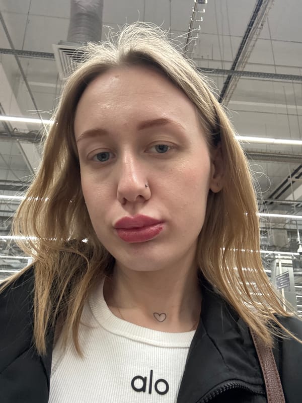 Woman takes selfies in Rostov-on-Don retail store