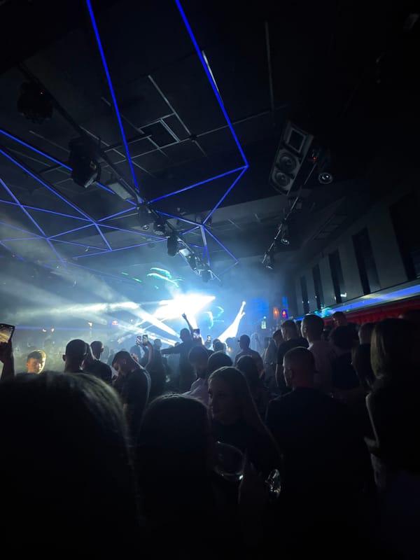 Concert draws crowds in Haskovo, Bulgaria Friday night