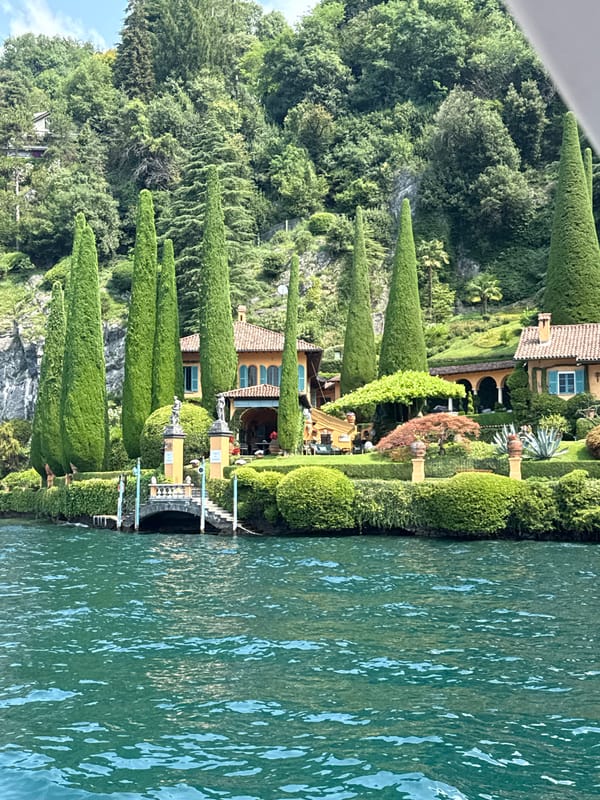 Lake Como villa tour by boat, Tremezzina shoreline