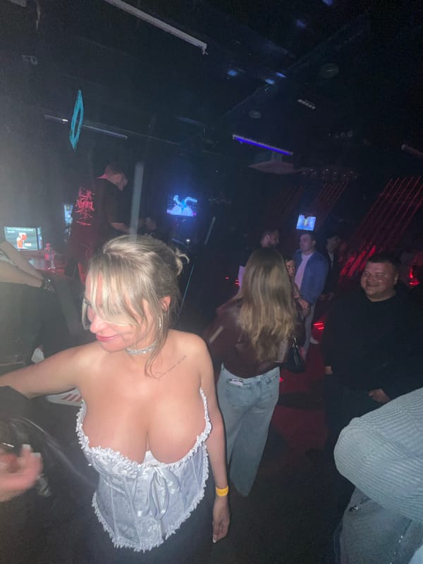 Nightclub scene captured in Kingisepp, Russia early Saturday morning