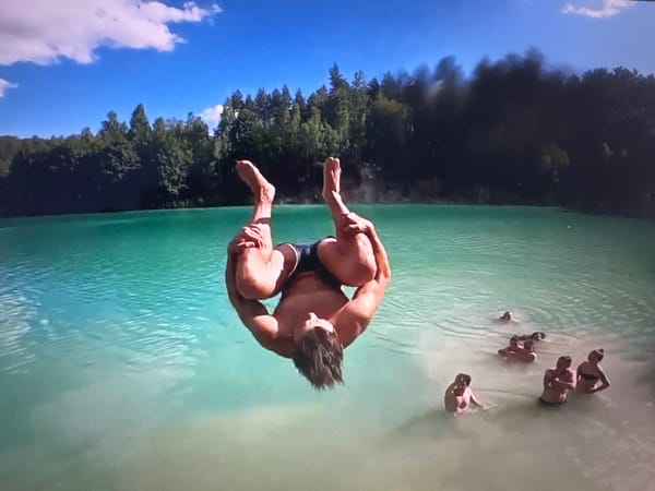 Morning recreation: backflips and biking observed in Minsk