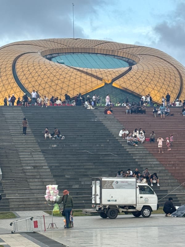 Crowds gather at Da Lat's landmark steps on a cloudy morning