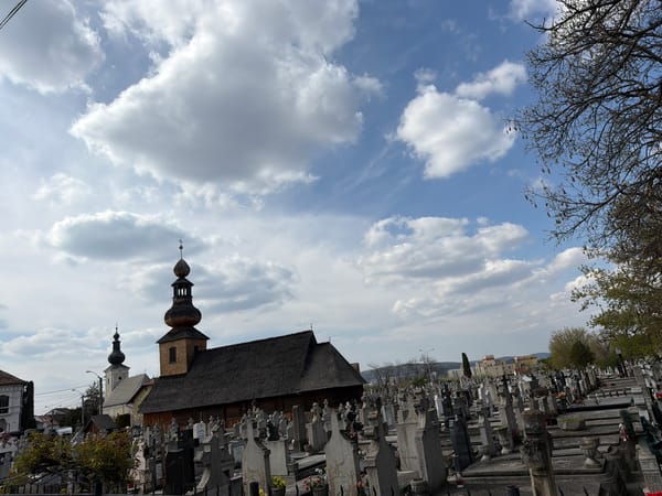 Wooden church and cemetery documented in Târgu Mureș, Romania