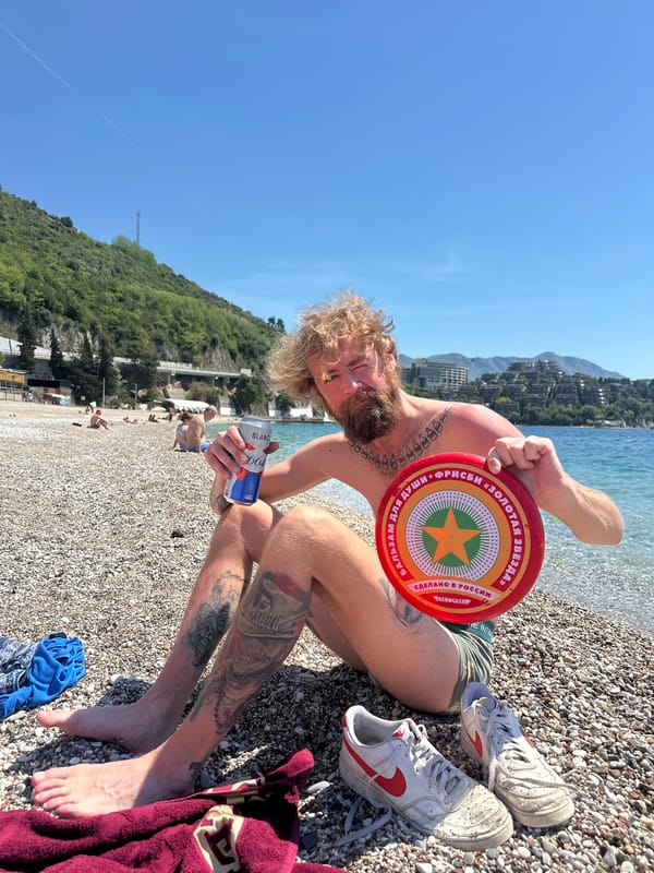 Tattooed man with frisbee spotted on Budva beach