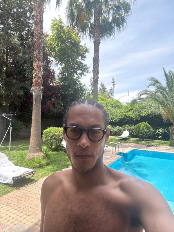 Man spotted at Marrakesh hotel pool area