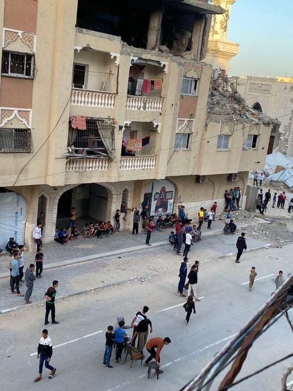 Daily life continues amid damaged buildings in Khan Yunis