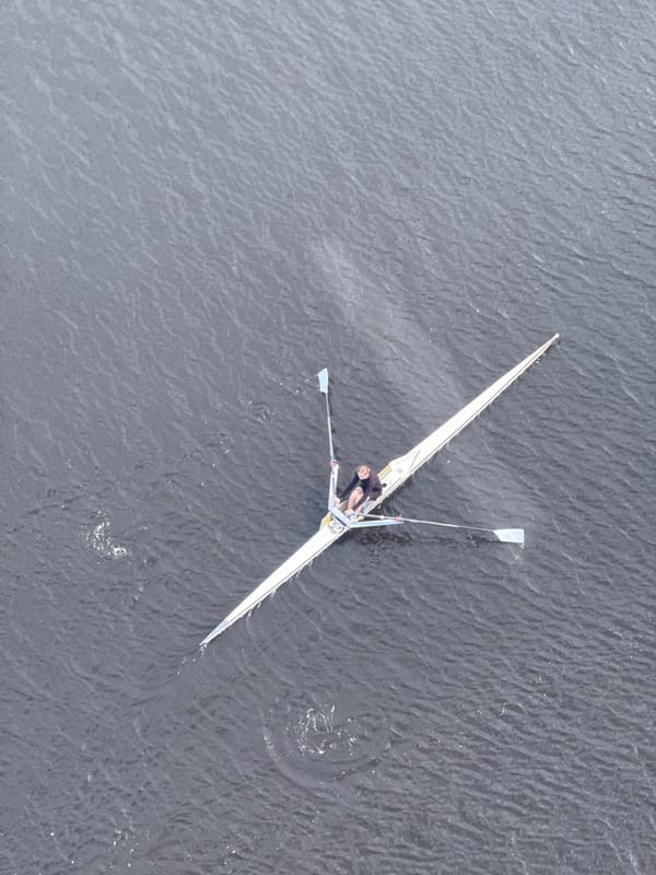 Morning river activity observed from multiple vantage points in Nizhny Novgorod