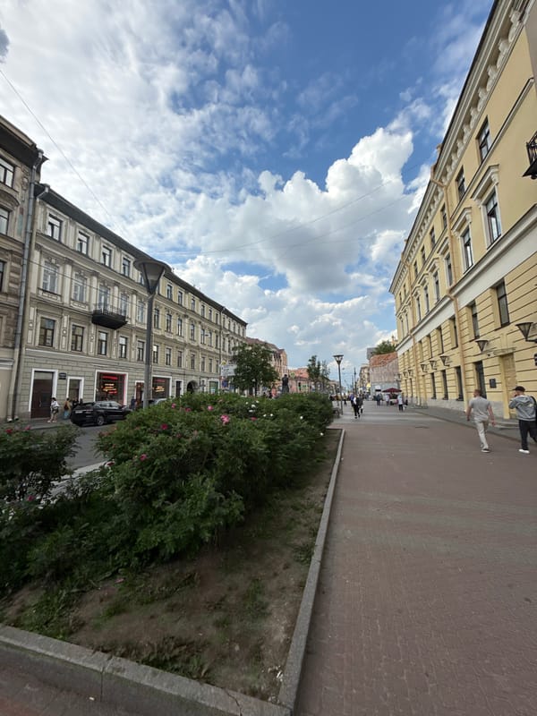 Witness documents 22-minute walk through historic urban district