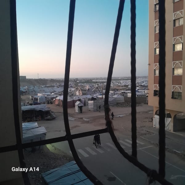 Elevated views of Khan Yunis settlements and pastries documented