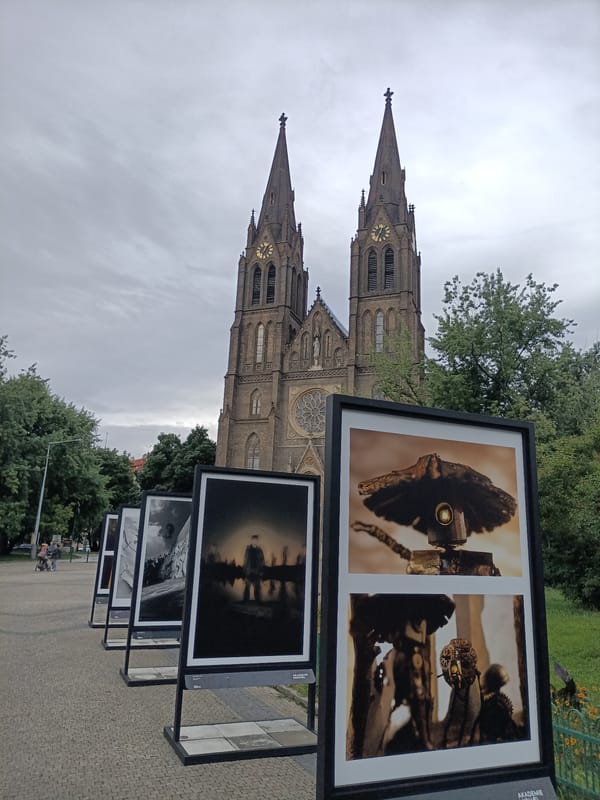 Afternoon in Prague: Vyšehrad basilica and tram streets