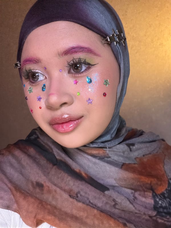 Bold beauty looks and styled hijabs in East Jakarta portraits