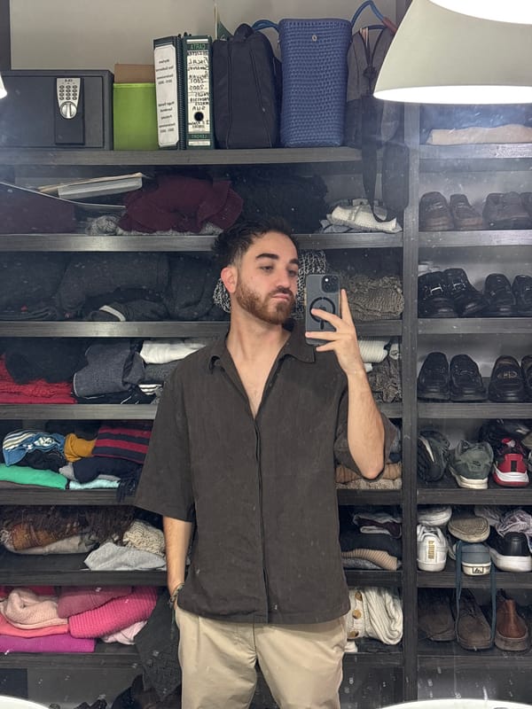 Casual selfies and breakfast photos shared in Mexican town