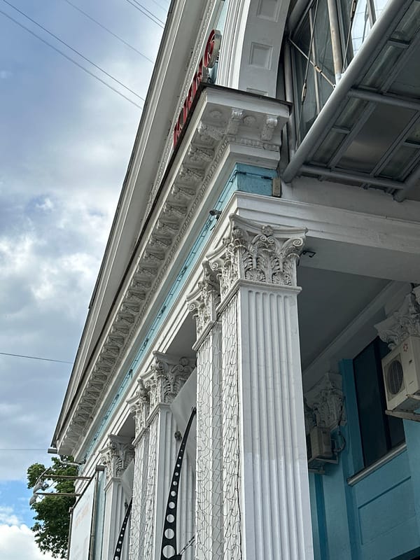 Moscow building's ornate architecture documented by witness