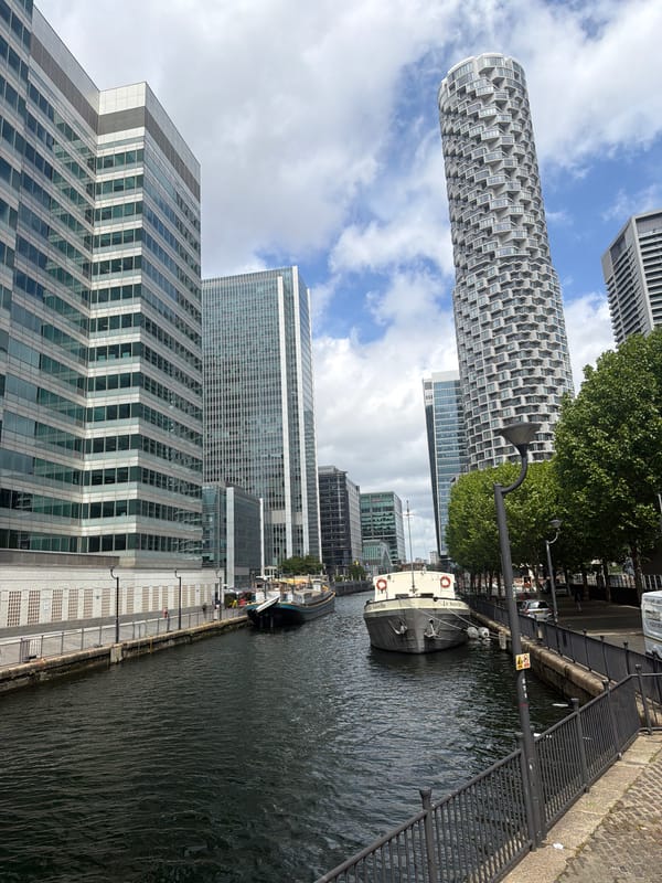 Morning London walking tour captures canals, architecture, bakery stop