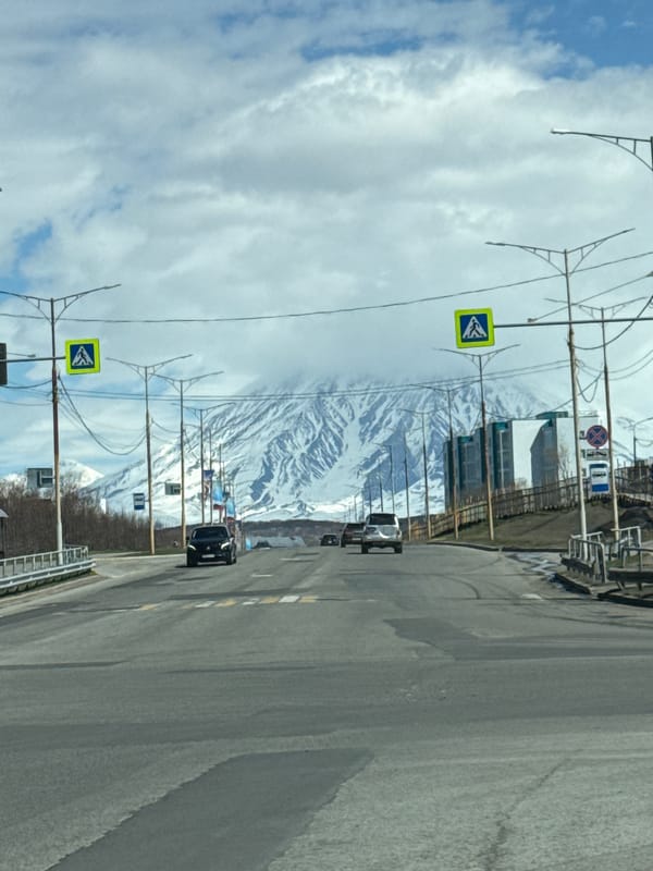 Evening scenes captured across Petropavlovsk-Kamchatsky salon and streets