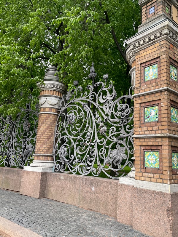 Tourist documents iconic St. Petersburg church architecture and visitors