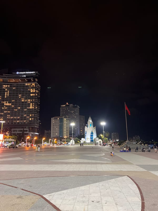 Evening activity captured in Nha Trang's illuminated city square