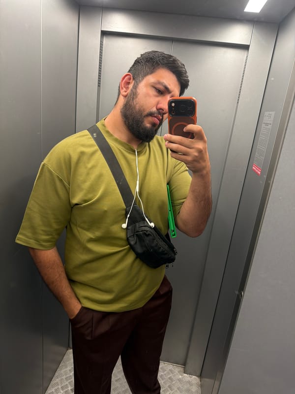 Person takes elevator selfie in Krasnoyarsk, Russia
