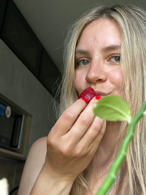 Casual summer morning snapshots from Chaikovsky, Russia