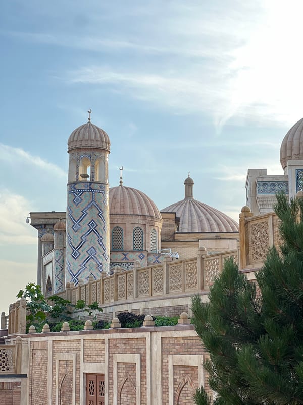 Exploring Samarkand's iconic mosques and historic architecture