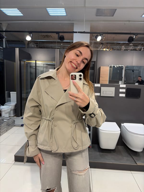 Everyday moments captured across Izhevsk: selfie and mounted car