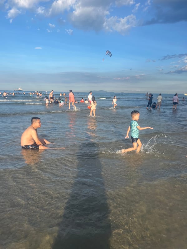 Morning beach activities and team building at My Khe Beach