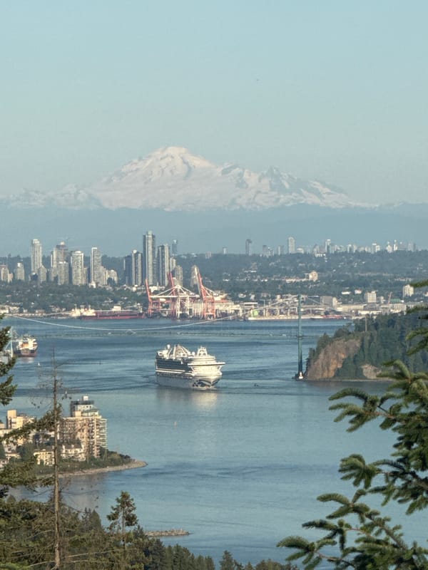 West Vancouver harbor scenes captured during early morning hours