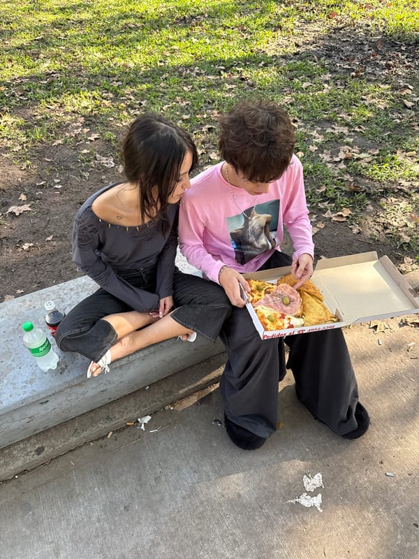 Routine street life documented across Buenos Aires neighborhoods