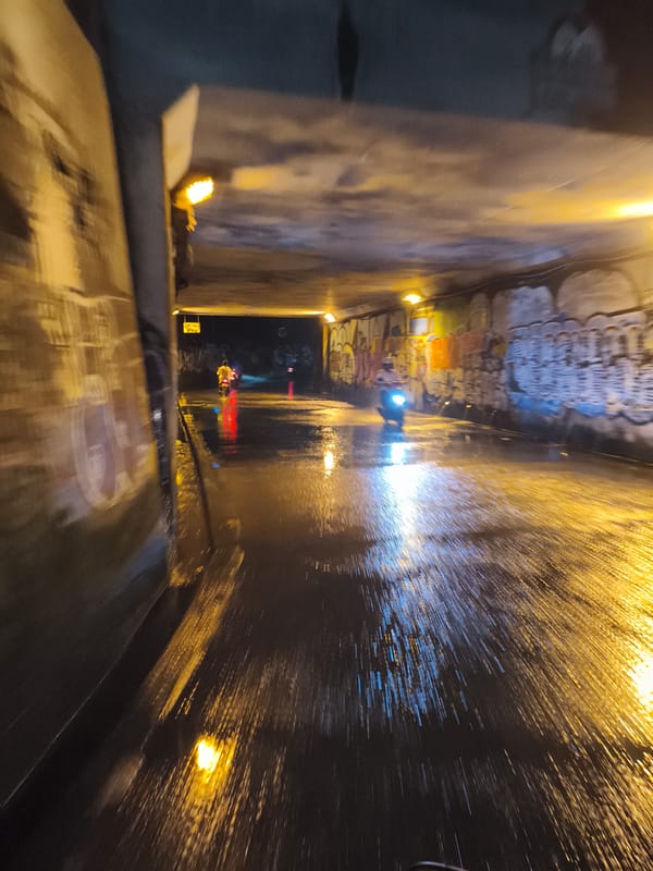 Nighttime rain scenes and daily life documented in Depok