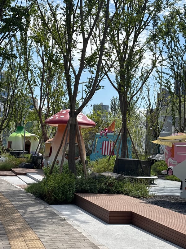 Liangjiang park packed with playful oversized art installations