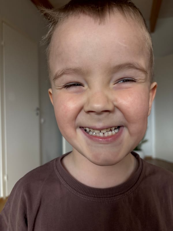 Family moments captured during quiet morning in Chaikovsky home