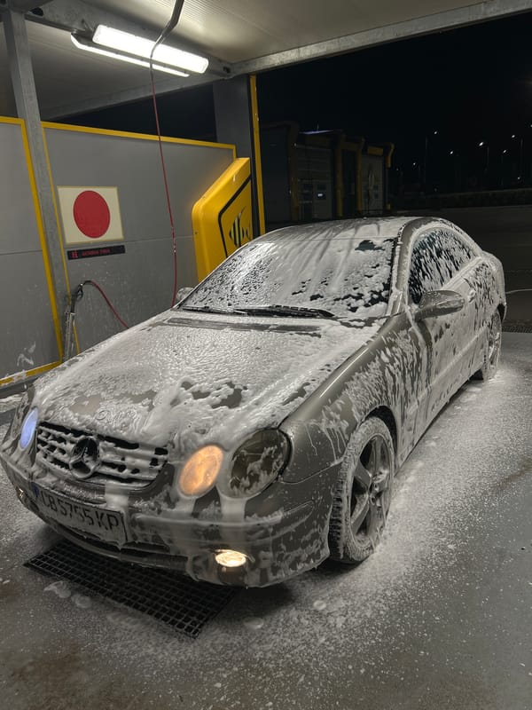 Mercedes-Benz gets washed at Vratsa car wash facility