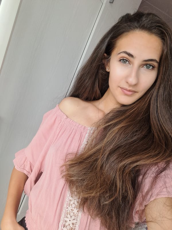 Bedroom photo session in Chepintsi, Bulgaria