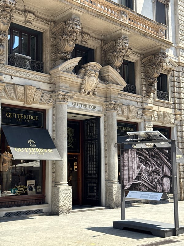 Morning tour through Milan's historic center and landmarks