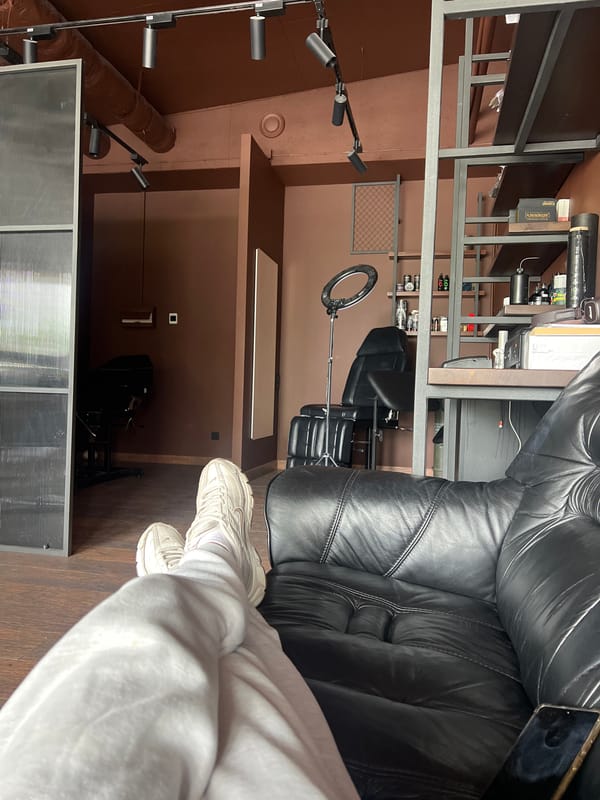 Morning scenes from Ternopil barbershop captured in five photographs
