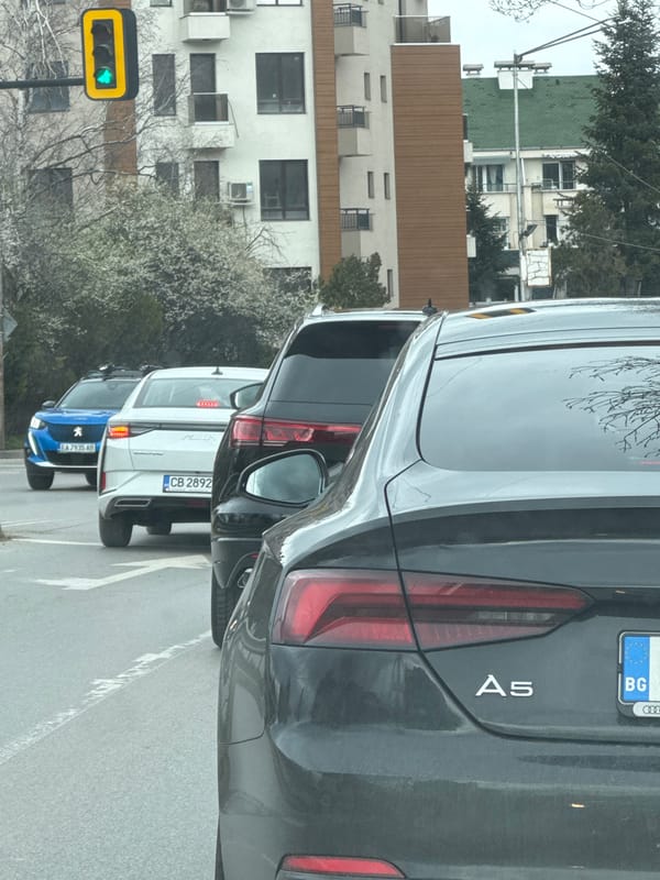 Traffic conditions documented in Sofia during afternoon commute