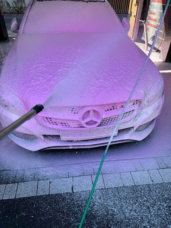 Mercedes car wash and city driving documented in Poland