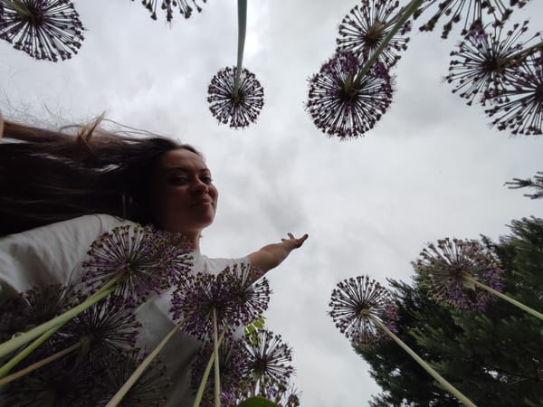 Garden Portrait Session Documented in Фоки, Russia