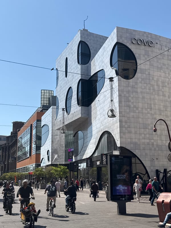 Casual documentation captures everyday scenes across The Hague city center